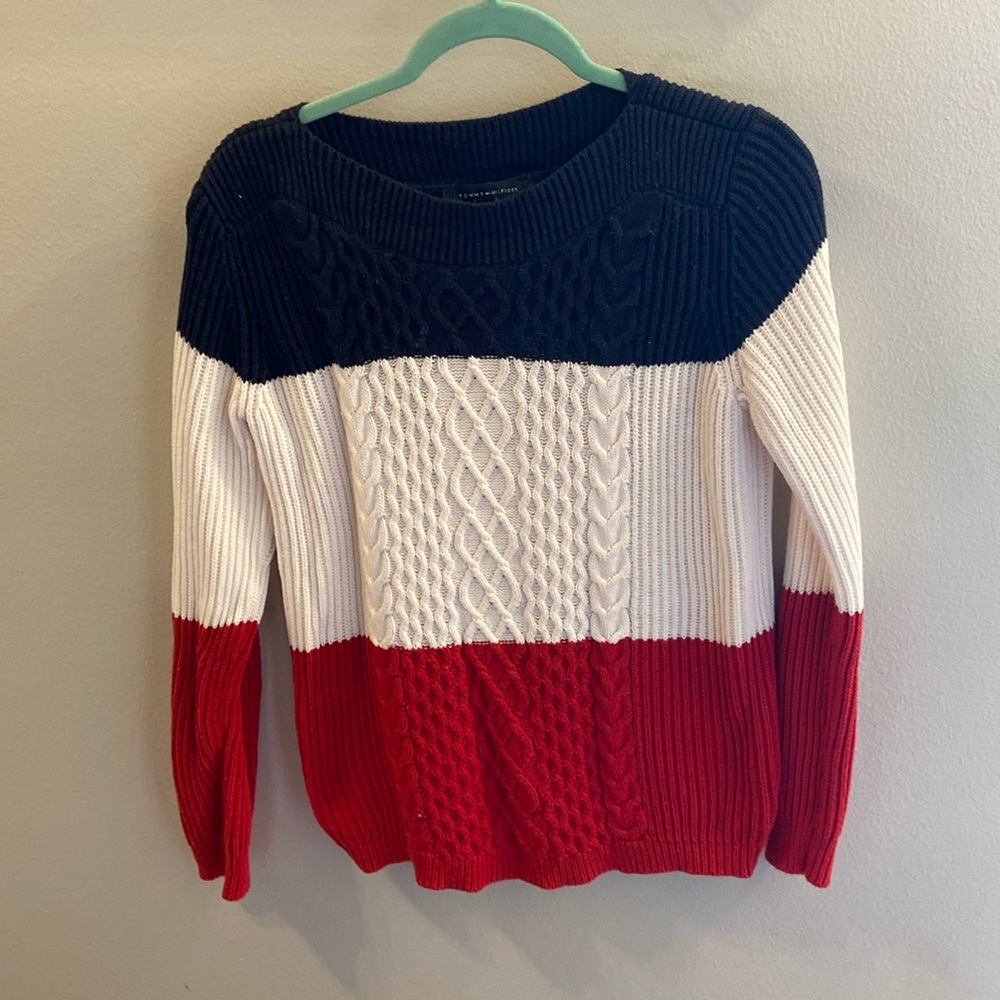 Tommy Hilfiger sweater